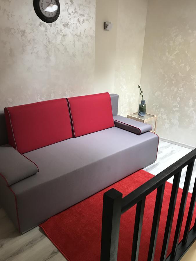 Apartment On Vialikaja Trajeckaja Grodno Bagian luar foto