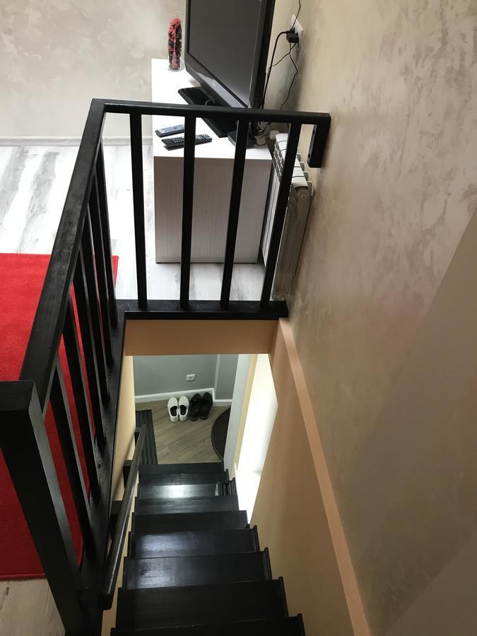 Apartment On Vialikaja Trajeckaja Grodno Bagian luar foto