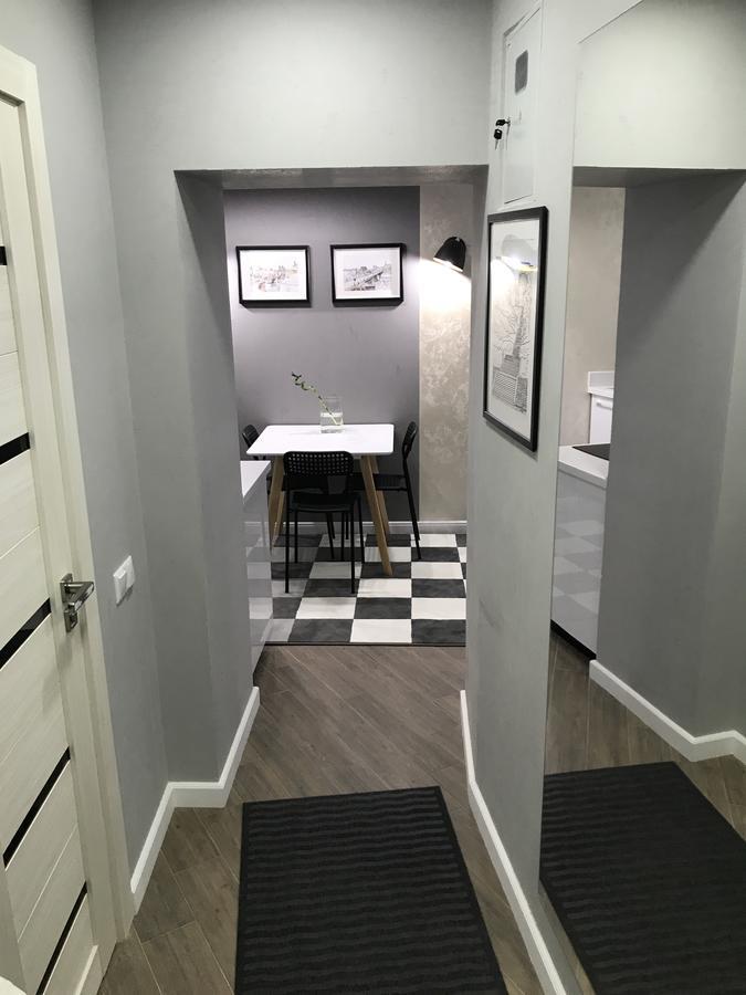 Apartment On Vialikaja Trajeckaja Grodno Bagian luar foto