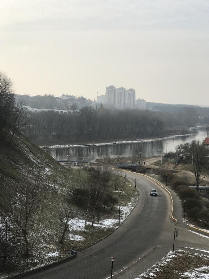 Apartment On Vialikaja Trajeckaja Grodno Bagian luar foto