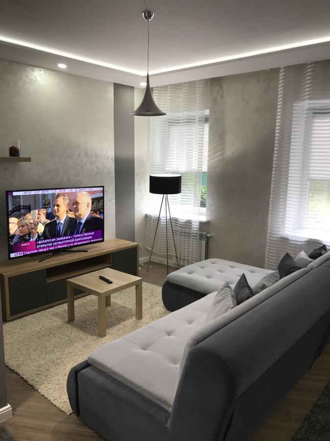 Apartment On Vialikaja Trajeckaja Grodno Bagian luar foto